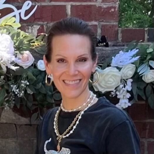 Amanda Collins, creator of Menopause, Mudrooms & Murder