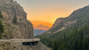 Golden Gate Canyon Yellowstone Park